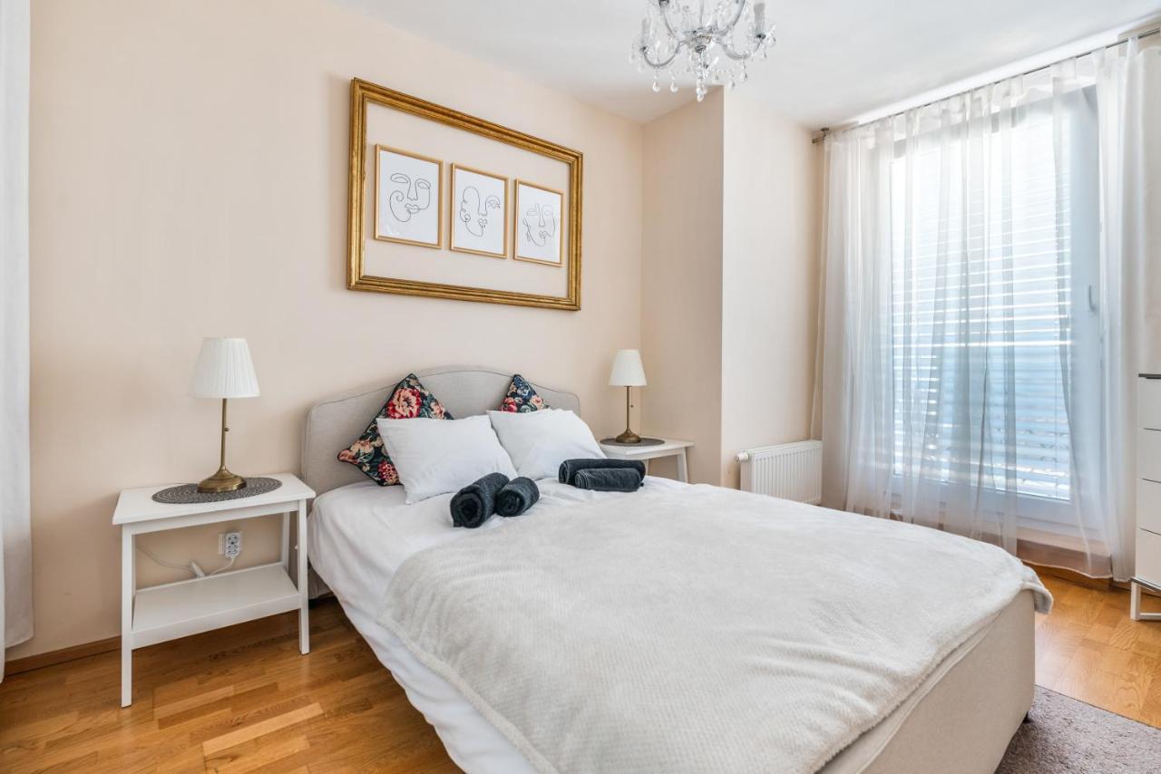 Room 4 Art Apartments Nr.4 In Vienna Center Экстерьер фото