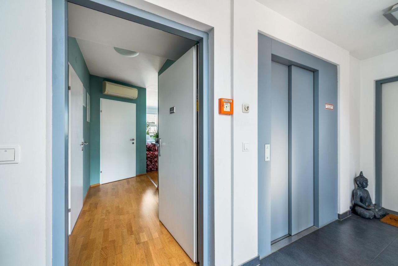 Room 4 Art Apartments Nr.4 In Vienna Center Экстерьер фото